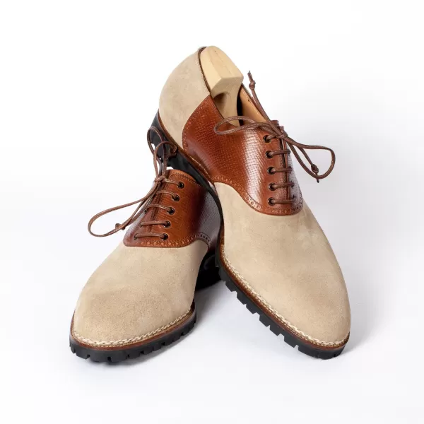 Saint Crispin's Sandfarbenes „Saddle" Oxford-Wildleder Mit Braunem Sattel Aus Kalbsleder „Russian Calf"* Mto